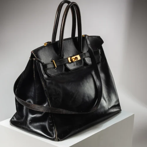 THIS $10M BIRKIN BAG HAS A SECRET YOU WON’T BELIEVE